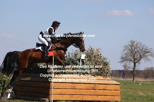 Preview rike marie weidtmann mit checkpoint a IMG_0178.jpg